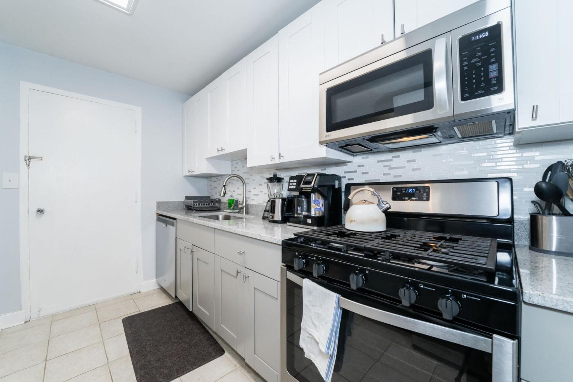 21Floor-Renovated 2Br,1Bath King And Queen Bed And Parking Atlanta Eksteriør bilde